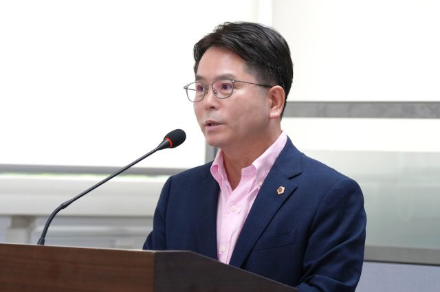 웰다잉 조례를 발의하고 있는 금광연 하남시의장. 하남시의회 제공