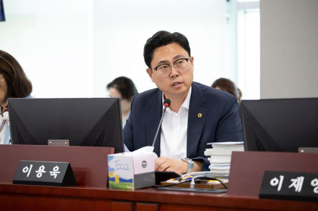 경기도의회 경제노동위원회 소속 이용욱 의원(더불어민주당·파주3). 경기도의회 제공