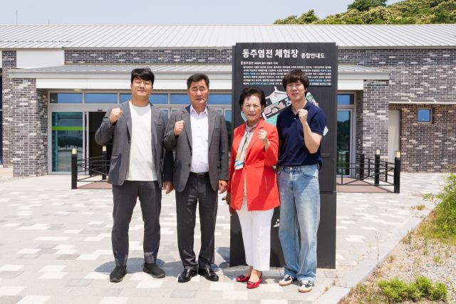 안산시의회 문화복지위원회 소속 위원들이 18일 제297회 제1차 정례회 행정사무감사 중 현장 활동을 실시했다. 시의회 제공