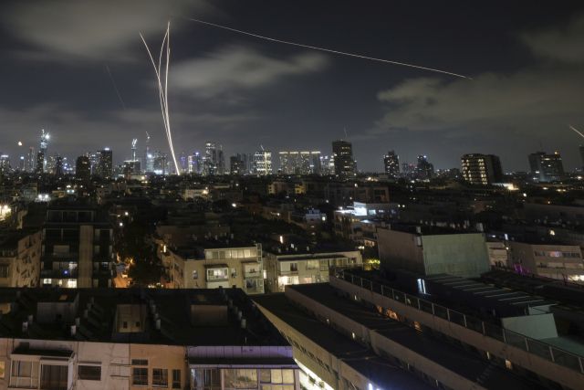 이란 미사일 공격 막는 이스라엘 방공 시스템. 연합뉴스