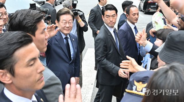 이재명 대선 후보, 정치 고향 성남에서 기자회견 [포토뉴스]