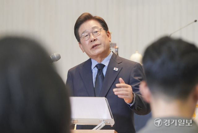 이재명 대선 후보, 정치 고향 성남에서 기자회견 [포토뉴스]