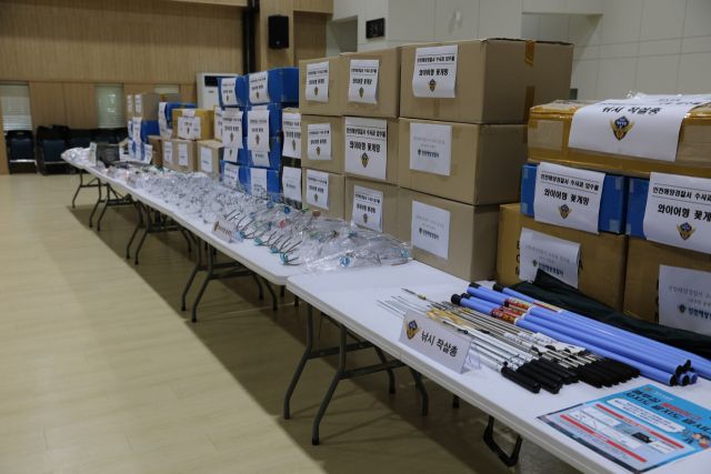 인천해양경철서가 압수한 불법어구. 인천해양경찰서 제공