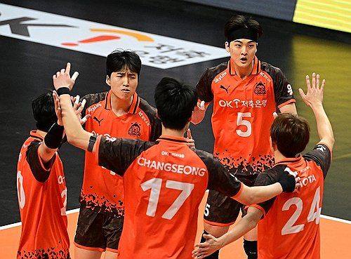남자 프로배구 OK저축은행 배구단이 연고지를 안산에서 부산광역시로 옮겨 새 둥지를 틀게 됐다. 한국배구연맹 제공