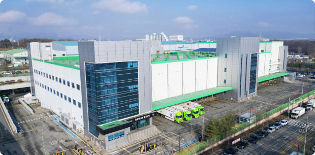 풀무원의 음성 물류센터. 풀무원