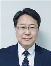 최홍규 노동국장