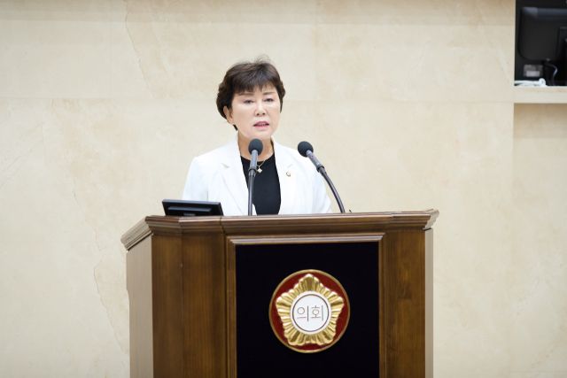 김상수 용인시의원이 27일 열린 제293차 제1회 정례회 제3차 본회의에서 시정질문을 하고 있다. 용인시의회 제공