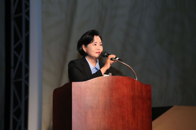 30일 경기도의회 정윤경 부의장(더불어민주당·군포1)이 과천 서울랜드에서 열린 ‘2025년 경기보육인 연찬회’에 참석해 발언하고 있다. 경기도의회 제공