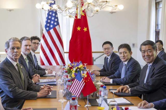 올해 5월 제네바에서 열린 미중 고위급 무역 협상. AP/연합뉴스