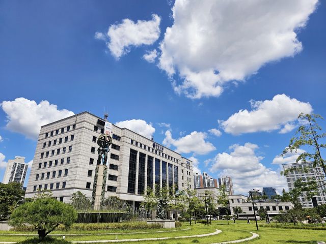 안양시청 전경. 안양시 제공.