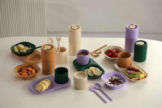 경기지방중소벤처기업청의 ‘2025년 경기지역 기후테크 스타트업 크라우드펀딩 지원사업’에 선정된 업체 '스텍업'이 제작한 다회용 식기. 생분해가 되는 소재로 제작됐다는 특징이 있다. 경기중기청 제공