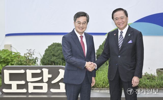 김동연 경기도지사, 일본 가나가와현과 35주년 기념 '교류협력심화' 공동선언 [포토뉴스]