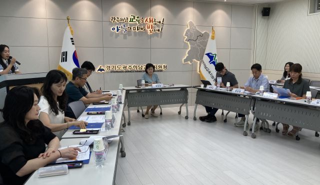 광주하남교육지원청이 학교업무 경감 지원단(Can-Do-Crew) 운영을 통해 학교업무지원 자체 행정업무 발굴을 본격화 했다. 광주하남교육지원청 제공