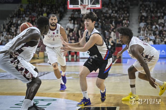 대한민국 남자농구 대표팀, 카타르와의 평가전 2차전에서 95-78로 승리 [포토뉴스]