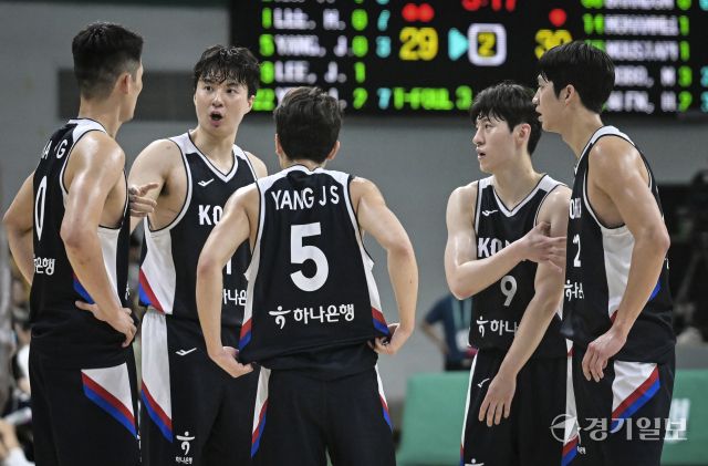 대한민국 남자농구 대표팀, 카타르와의 평가전 2차전에서 95-78로 승리 [포토뉴스]