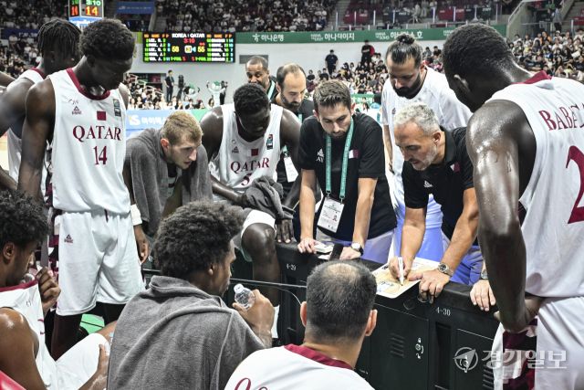 대한민국 남자농구 대표팀, 카타르와의 평가전 2차전에서 95-78로 승리 [포토뉴스]