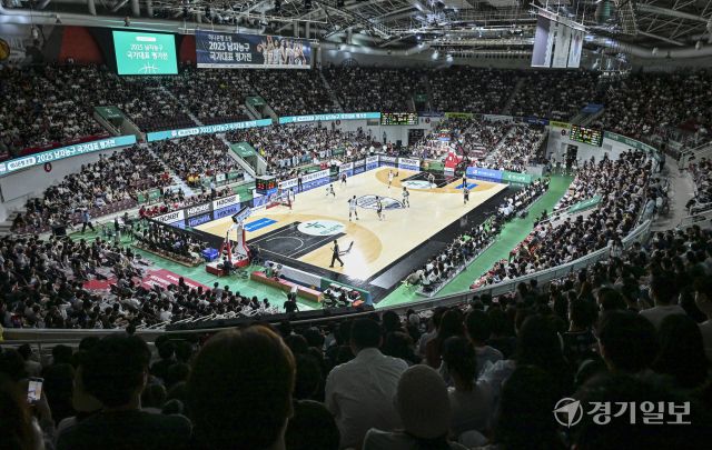 대한민국 남자농구 대표팀, 카타르와의 평가전 2차전에서 95-78로 승리 [포토뉴스]