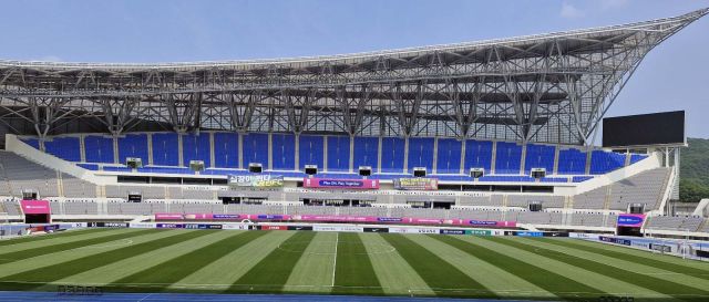 용인미르스타디움 전경. 용인도시공사 제공