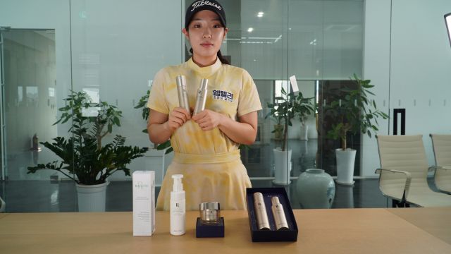 에이치셀글로벌이 한국여자프로골프(KLPGA) 투어에서 활약 중인 마다연 프로에게 자사의 화장품 브랜드 ‘라코스메’를 후원하기로 했다. 에이치셀글로벌 제공