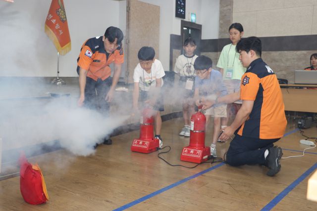 소화기 체험.부천소방서 제공.