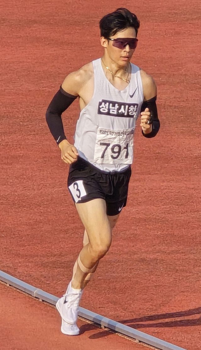 ‘백제왕도 익산 2025 전국육상경기대회’ 남자 일반부 10종 경기서 우승한 문세훈.성남시청 제공