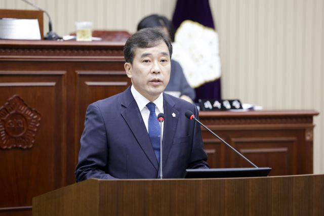 권봉수 의원은 최근 제351회 임시회에서 ‘구리도시공사 운영 및 관리에 관한 조례 일부개정조례안’ 발의에 대해 설명하고 있다. 구리시의회 제공