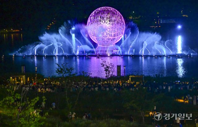 무더위를 식히는 동탄 루나쇼 [포토뉴스]