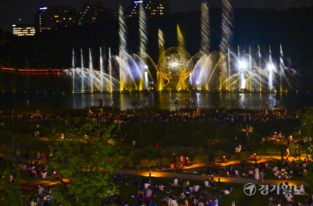 무더위를 식히는 동탄 루나쇼 [포토뉴스]