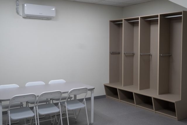 수원FC의 홈 구장인 수원종합운동장 내에 원정팀 감독실이 새로 마련됐다. 수원FC 제공