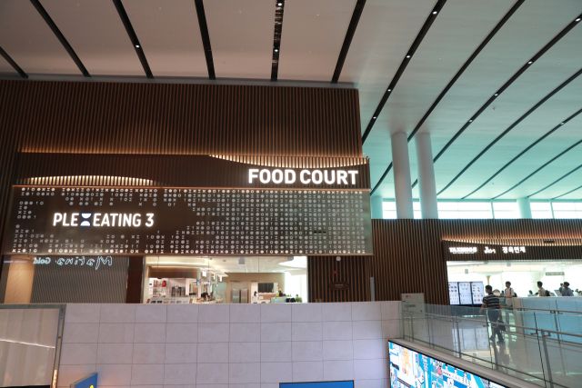인천공항 식음매장 전경. 공항공사 제공