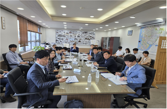 인천시가 최근 인천대로 주변 11개 지구단위계획 재정비를 위한 보고회를 하고 있다. 인천시 제공