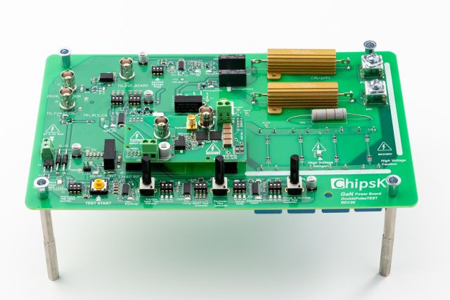 칩스케이에서 생산한 650V급 질화갈륨(GaN) 전력반도체. 경기도 제공