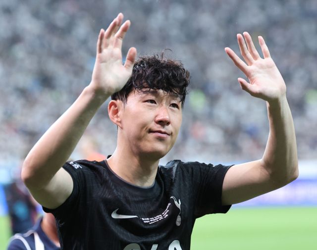 LAFC 입단 위해 미국으로 향한 한국 축구 간판 손흥민.연합뉴스