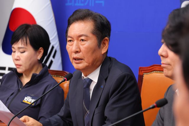 6일 더불어민주당 정청래 대표가 국회에서 열린 최고위원회의에서 발언하고 있다. 연합뉴스