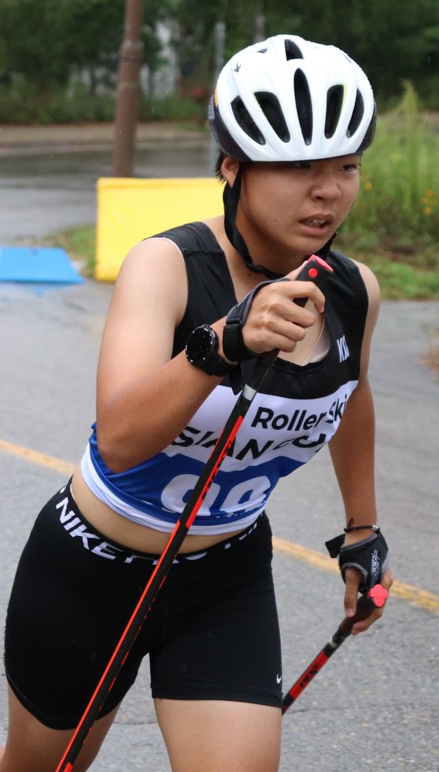 제29회 대한스키·스노보드 협회장배 전국롤러스키대회에서 여중부 3관왕 이다인.경기도스키협회 제공