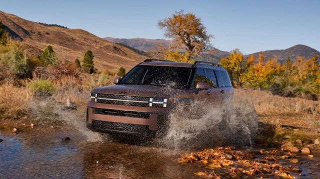 현대차의 하이브리드 자동차 2024 싼타페. 현대자동차