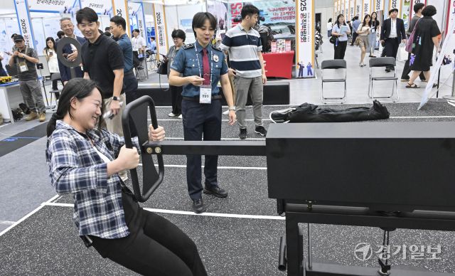 공직 채용 정보를 한자리에, 2025 공직박람회 개막 [포토뉴스]