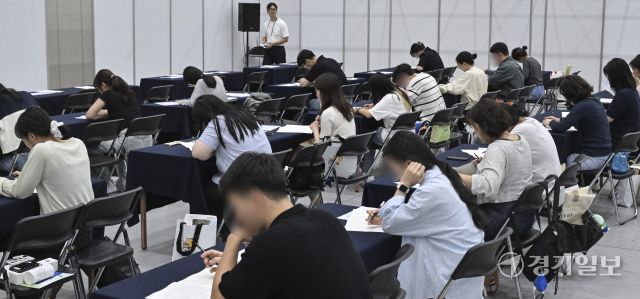 공직 채용 정보를 한자리에, 2025 공직박람회 개막 [포토뉴스]