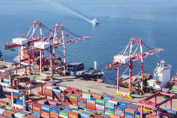 컨테이너 하역. 기사의 이해를 돕기 위한 이미지로 기사와 직접적 연관은 없음. 이미지투데이