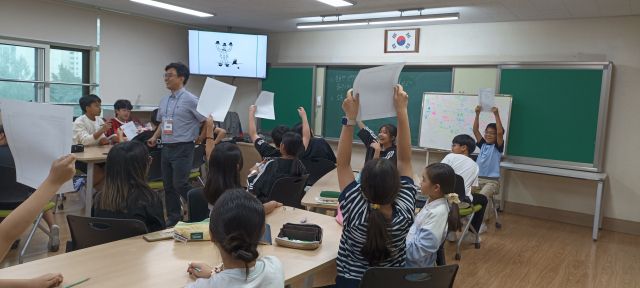 하남 창우초등학교는 10년 후 나의 모습을 그려보는 리더쉽 캠프를 운영했다. 창우초 제공