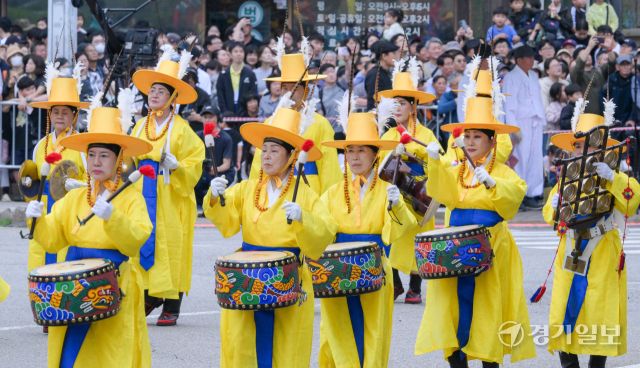 230년전 모습대로, 2025 정조대왕 능행차 공동재현 행렬[포토뉴스]