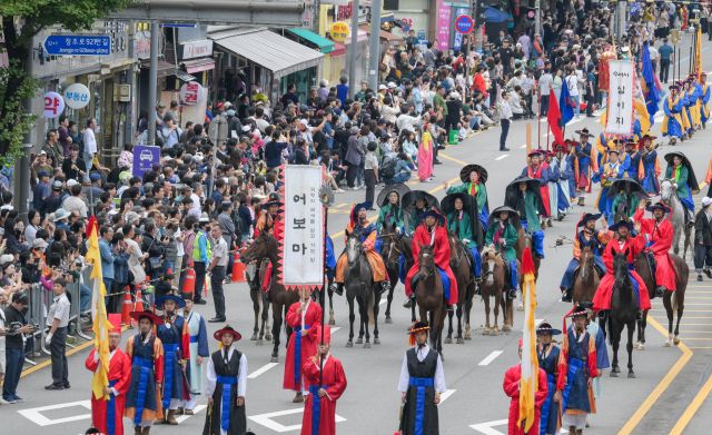 230년전 모습대로, 2025 정조대왕 능행차 공동재현 행렬[포토뉴스]
