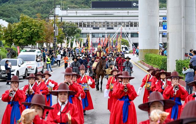 의정부 제4회 회룡문화제 태조·태종 의정부 행차. 의정부시 제공