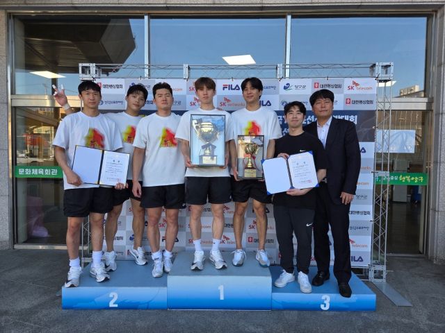 ‘제30회 김창환배전국남·녀펜싱선수권대회 겸 국가대표선수 선발대회’에서 단체전 1위와 개인전 3위를 동시에 달성한 광주시청펜싱팀(광주시제공)