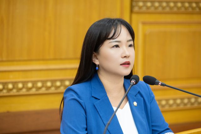 이지연 의원이 대표발의한 건의안에 대해 제안설명을 하고 있다. 양주시의회 제공