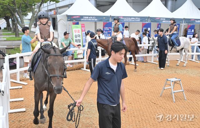 한국마사회, 2025 OBS 코리아컵과 코리아스프린트 대회 개최 [포토뉴스]