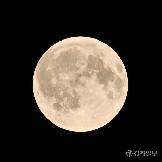 붉은달을 볼 수 있엇던 개기월식 [포토뉴스]