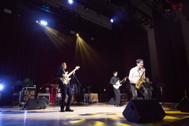 경기팝스앙상블 연주 모습. 경기아트센터 제공