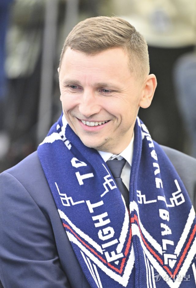 남자농구 대표팀 니콜라이스 마줄스 감독 취임 기자회견 [포토뉴스]