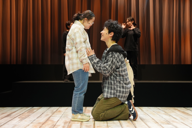 '젤리피쉬' 공연 사진. 모두예술극장 제공